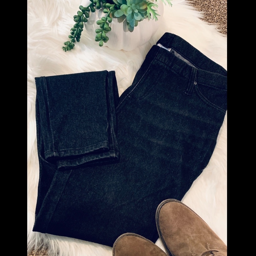 Stretch Black Jeggings